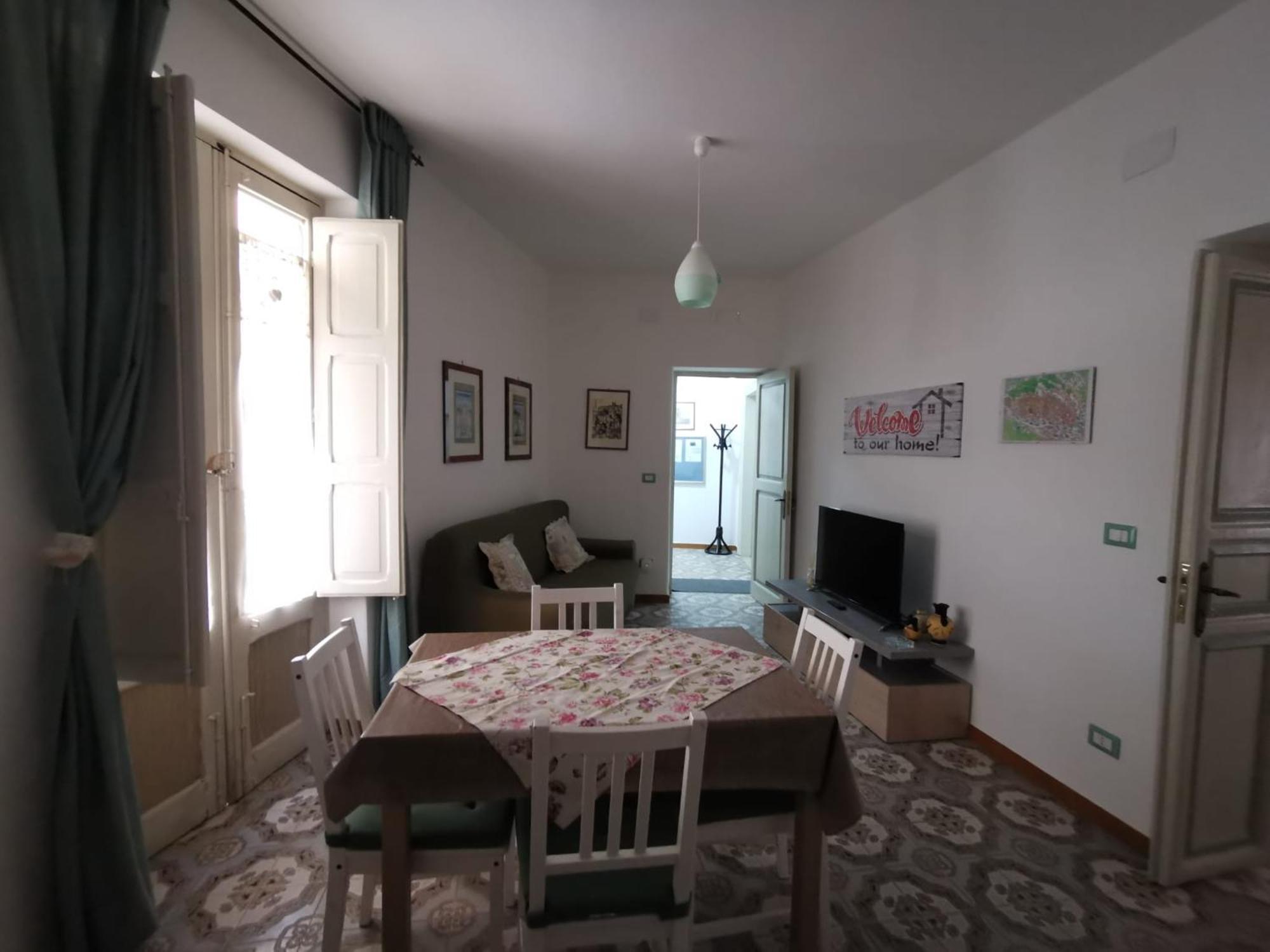Una Scala Dal Centro Agrigento Exterior foto
