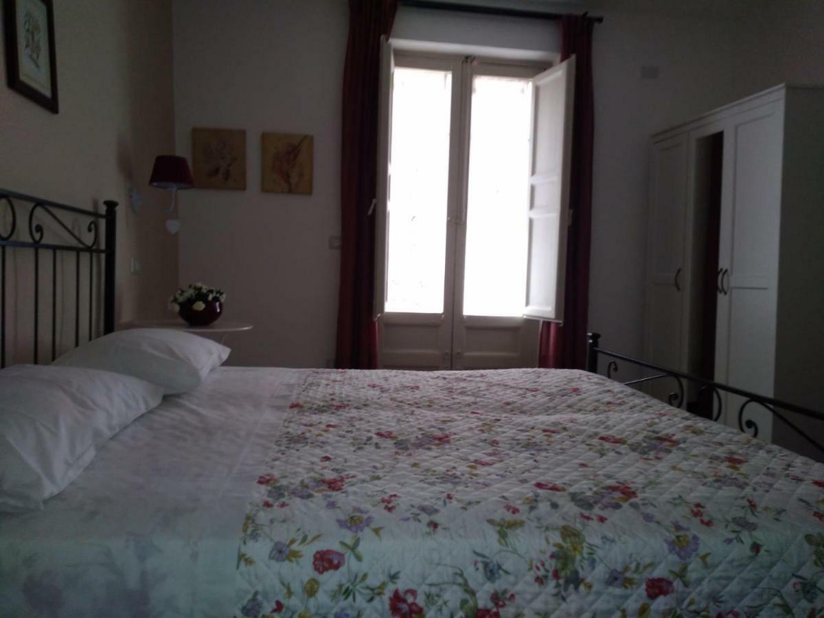 Una Scala Dal Centro Agrigento Exterior foto